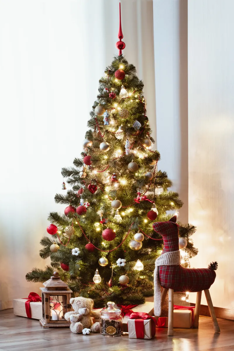 Arbre de Noël d'entreprise : organisation, budget et idées pour petits et grands effectifs