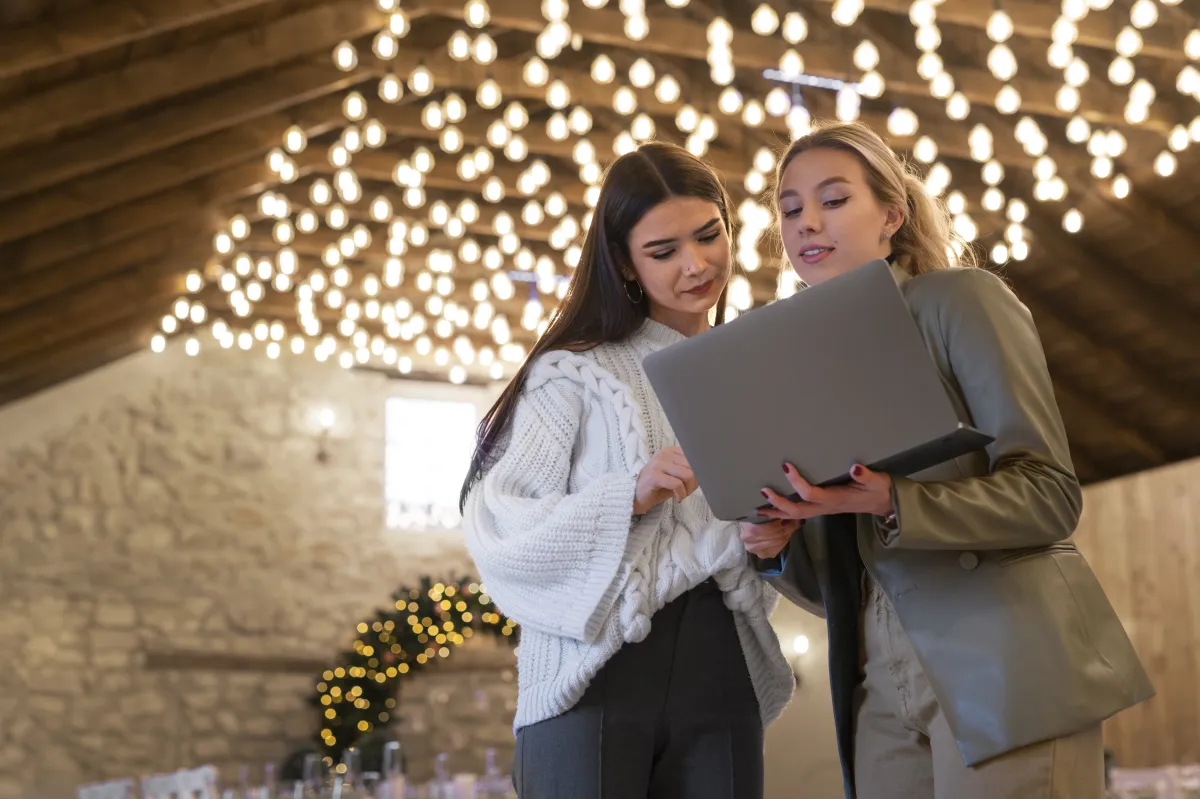 Tarif wedding planner 2026 : forfaits jour-J, organisation complète et pricing rentable