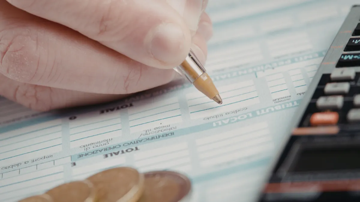Facture manuscrite et calculatrice — la facturation papier en voie de disparition